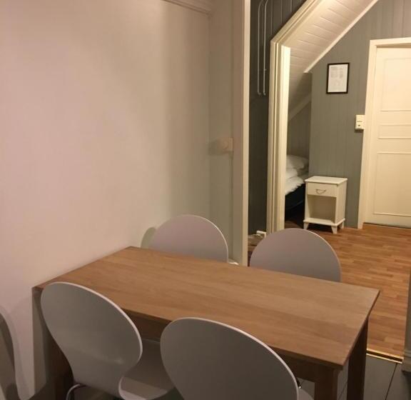 Апартаменты 1 Спальня, Villa Svolvær