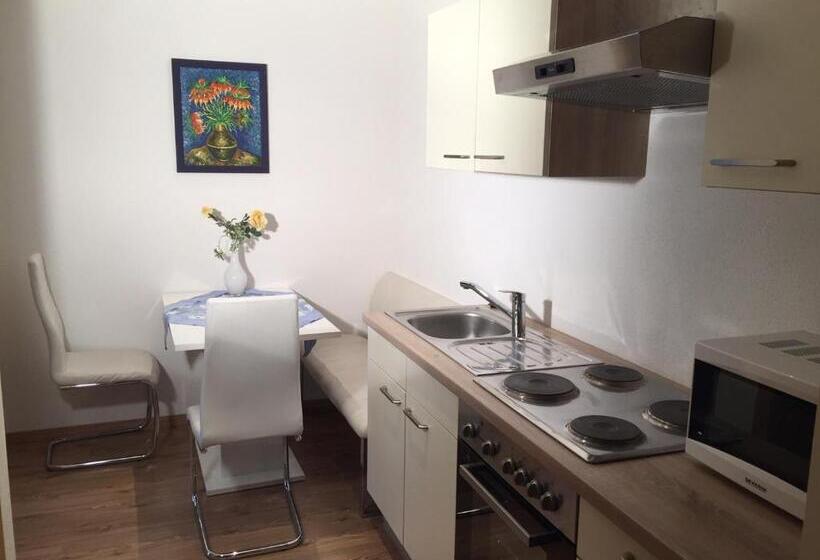 Номер Стандарт, Ibex Hostel