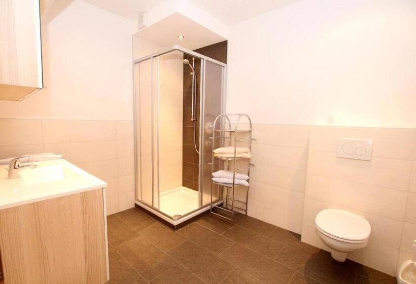 Апартаменты 1 Спальня с Террасой, Ibex Hostel