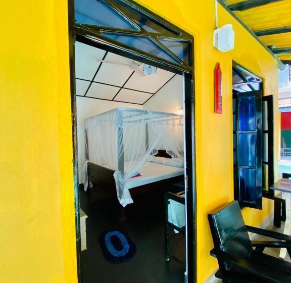 اتاق استاندارد, Praneeth Guest House