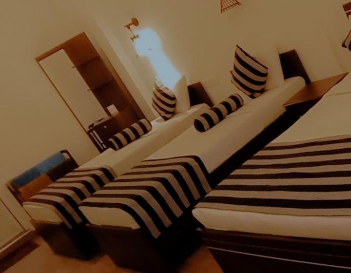 Семейный Номер, Shadow Inn Ella