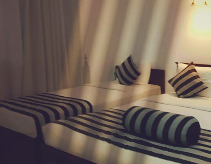 Трехместный Номер Стандарт с Балконом, Shadow Inn Ella