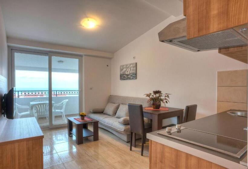آپارتمان 1 خوابه با بالکن و چشم‌انداز دریا, Guest House Maslina