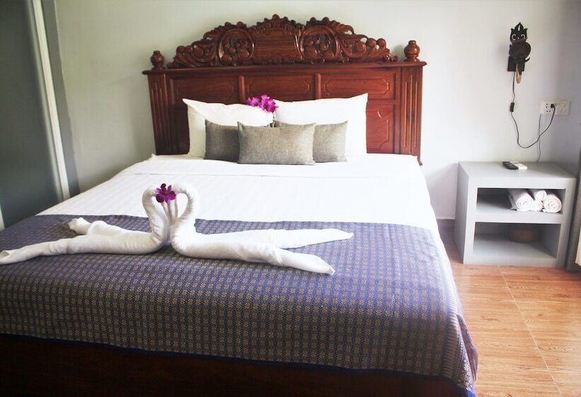 غرفة قياسية مطلّة علي حمام السباحة, Ramchang Guesthouse