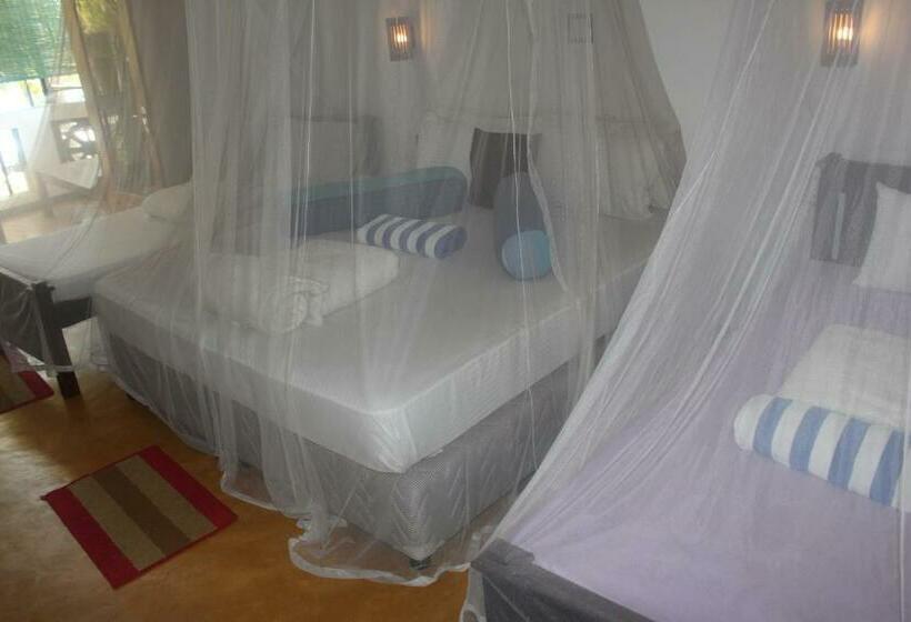 اتاق لوکس خانوادگی, Frangipani Beach Villa