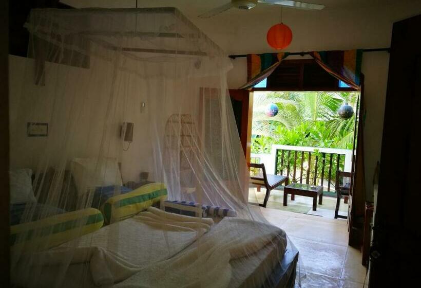 اتاق لوکس, Frangipani Beach Villa