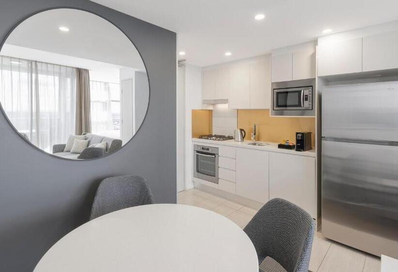 استودیوی استاندارد, Meriton Suites Zetland