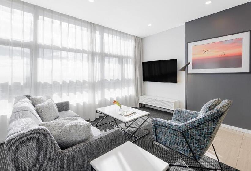 سوییت, Meriton Suites Zetland