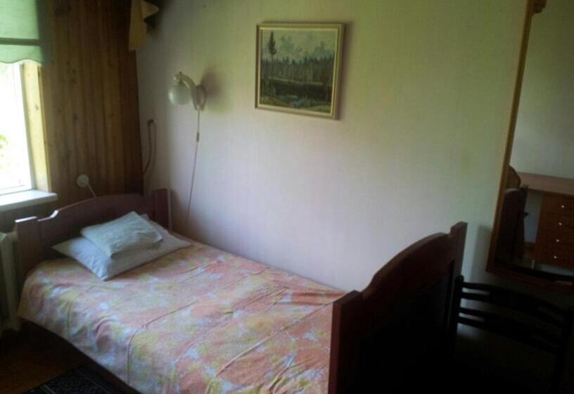 اتاق استاندارد یک نفره, Eha Suija Home Accommodation