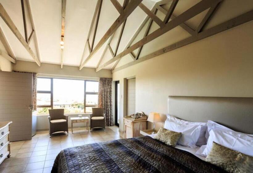 Standard Szoba King Size Bed, The Ocean Bay Luxury Guesthouse