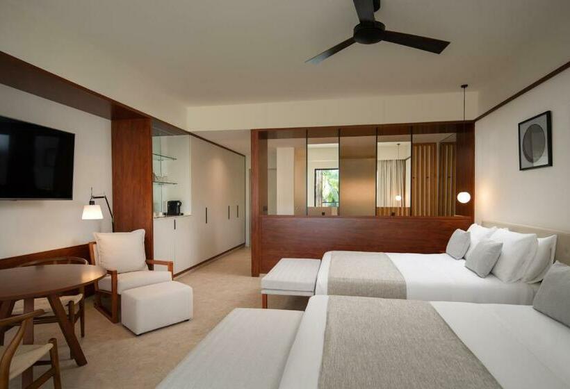 Номер Premium Вид на Бассейн, Live Aqua Punta Cana   All Inclusive - Adults Only