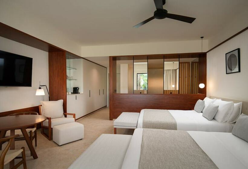 חדר פרמיום עם נוף לבריכה, Live Aqua Punta Cana   All Inclusive - Adults Only