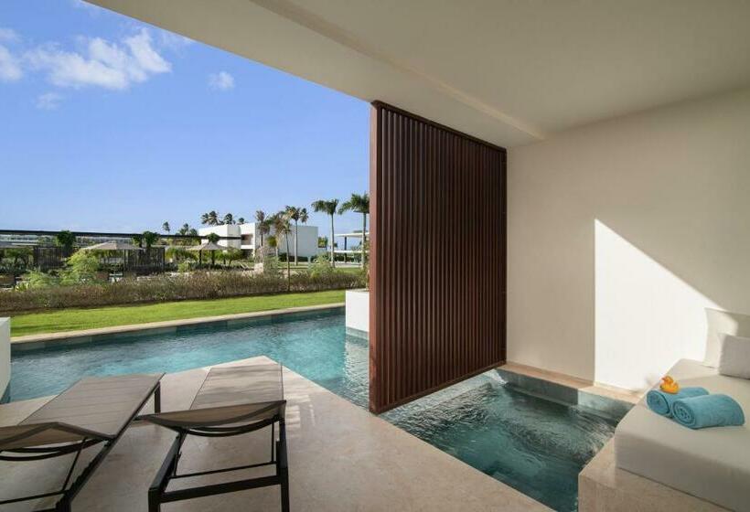 חדר סטנדרט נוף לבריכה, Live Aqua Punta Cana   All Inclusive - Adults Only