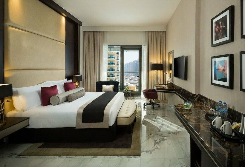 Номер Superior, Millennium Place Dubai Marina