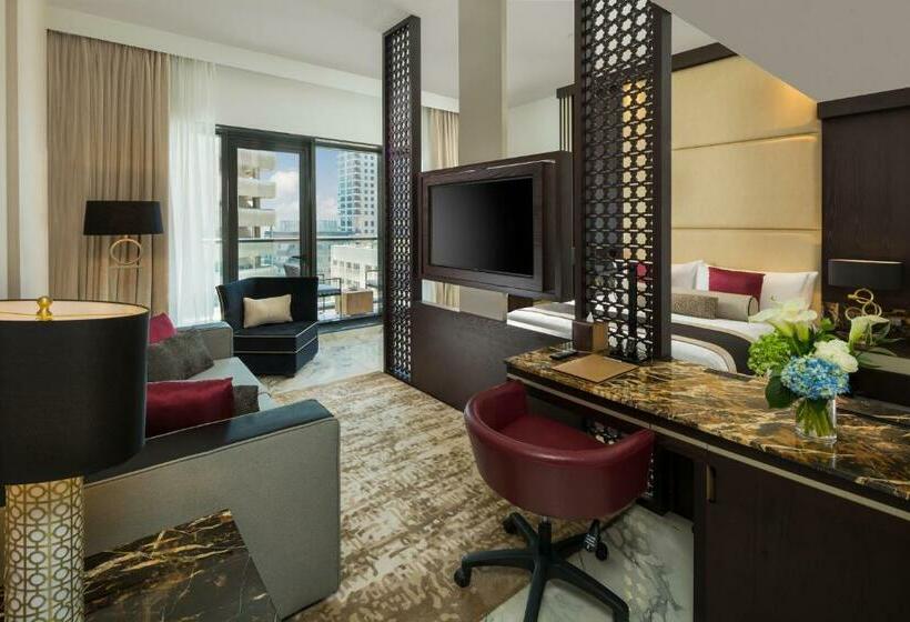 Номер Executive, Millennium Place Dubai Marina