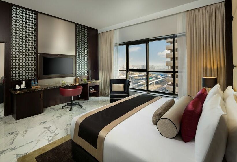 Номер Executive, Millennium Place Dubai Marina
