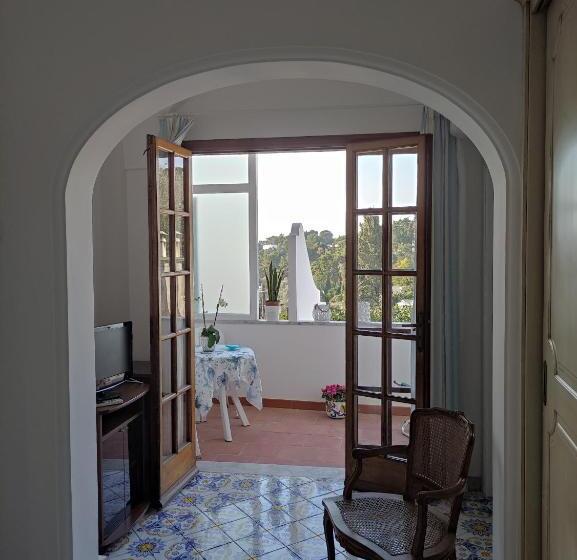 带阳台的豪华间, B&b Villa Cristina