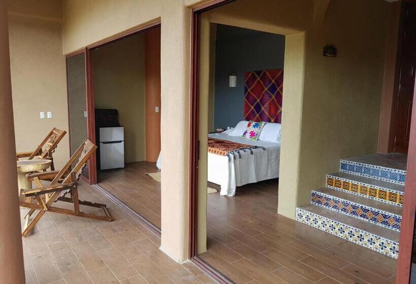 キングサイズベッドのデラックスルーム, Casa Arcoiris Zihuatanejo B&b