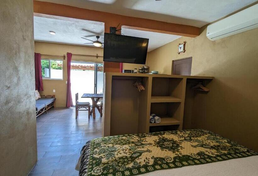 オーシャンビューのスタンダードバンガロー, Casa Arcoiris Zihuatanejo B&b
