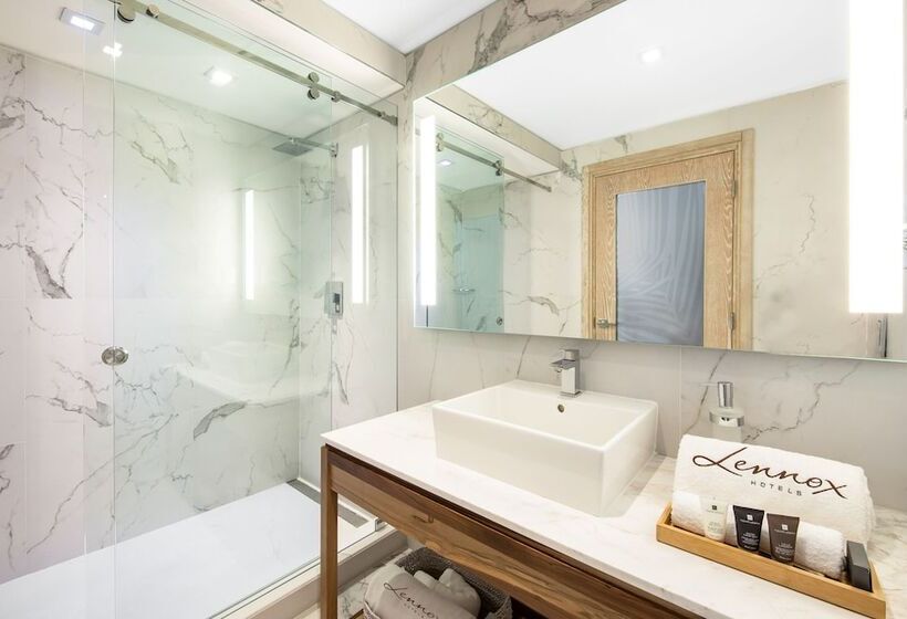 标准间带双人床, Lennox Miami Beach