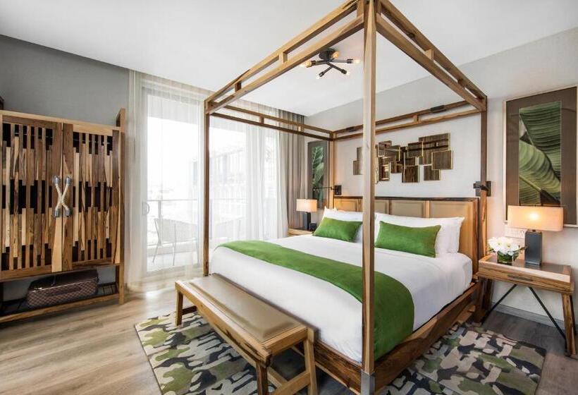 带大床的标准间, Lennox Miami Beach