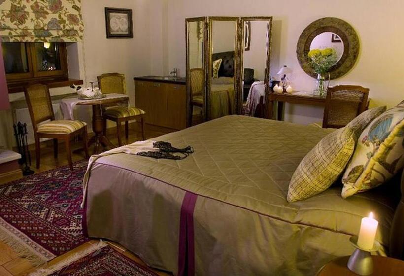 Полулюкс, Methexis Boutique