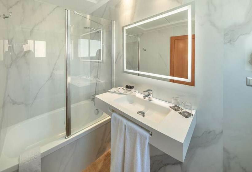 اتاق خانوادگی, Rh Princesa Hotel & Spa 4 Sup