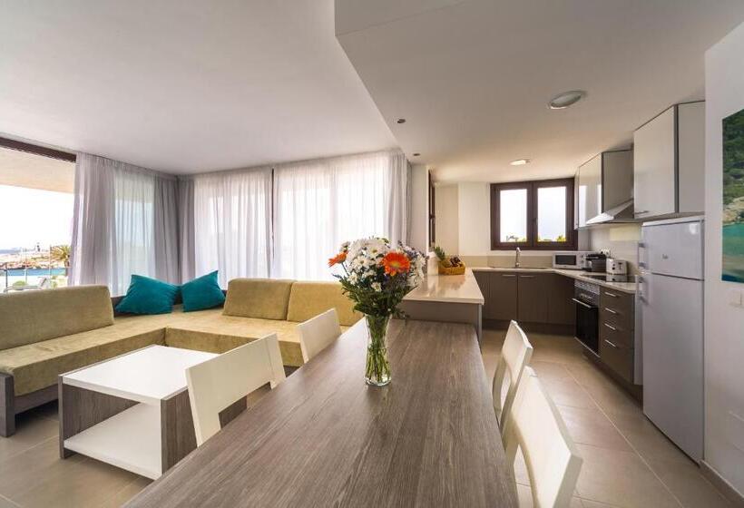 带1个卧室的带海景的公寓, Aparthotel Ferrer Skyline