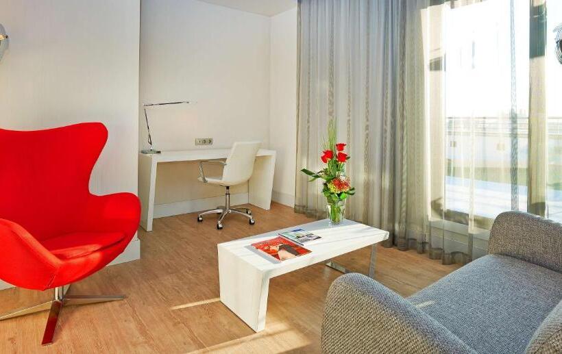Люкс с Террасой, NH Collection Barcelona Gran Hotel Calderon
