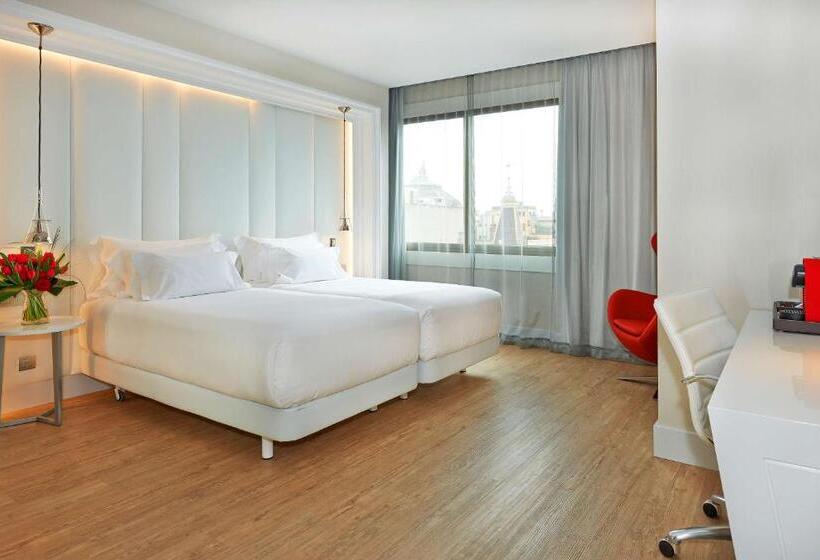 Номер Superior с Террасой, NH Collection Barcelona Gran Hotel Calderon