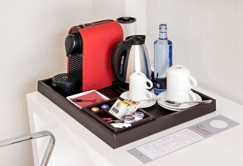 Номер Superior с Террасой, NH Collection Barcelona Gran Hotel Calderon