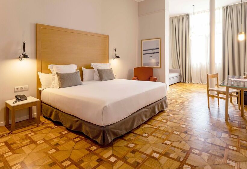 标准间, Regina Barcelona