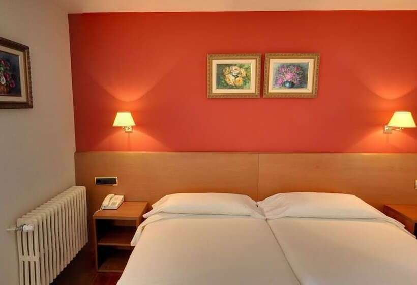 Номер Стандарт Индивидуальный, Snö Hotel Candanchú