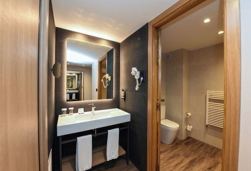 Номер Стандарт с Террасой, Sommos Hotel Benasque Spa