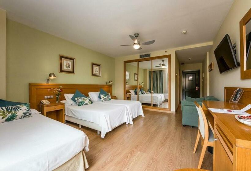 スーペリアの４人部屋, Leonardo Hotel Fuengirola Costa Del Sol