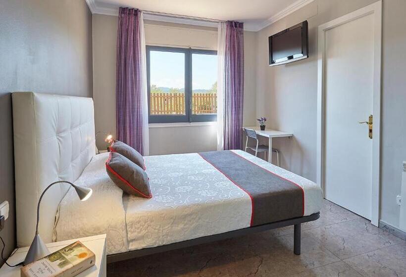 Семейный Номер, Hostal Mas Ferrer