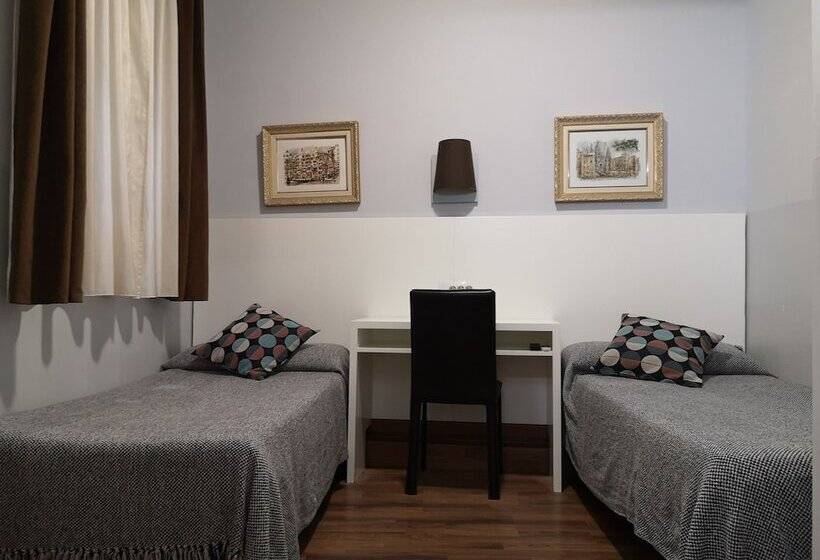اتاق استاندارد اینتریور, Hostal Lesseps