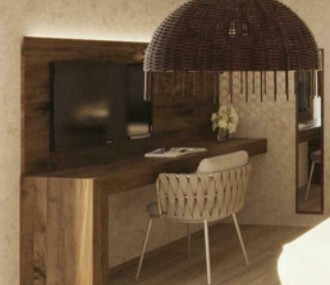 Люкс, Eques Petit Resort