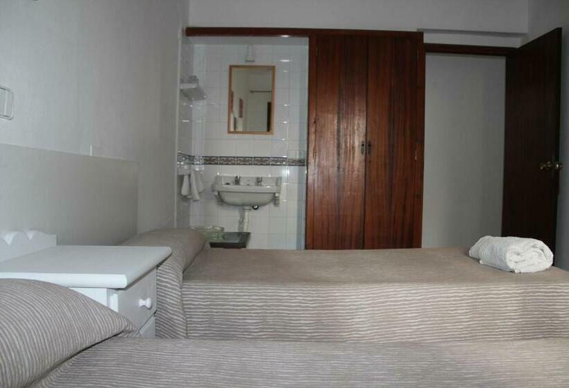 스탠다드 룸 공동 욕실, Hostal Las Nieves