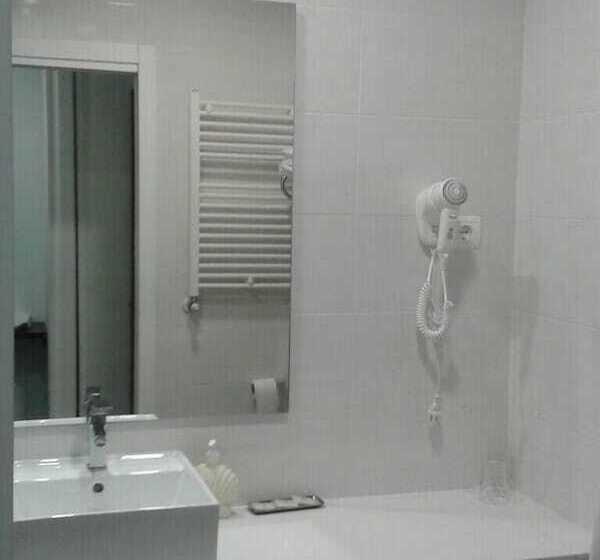 Habitación Cuádruple Estándar, Hostal Buenos Aires