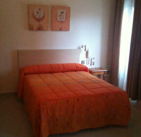 Номер Стандарт, Hostal Cervantes