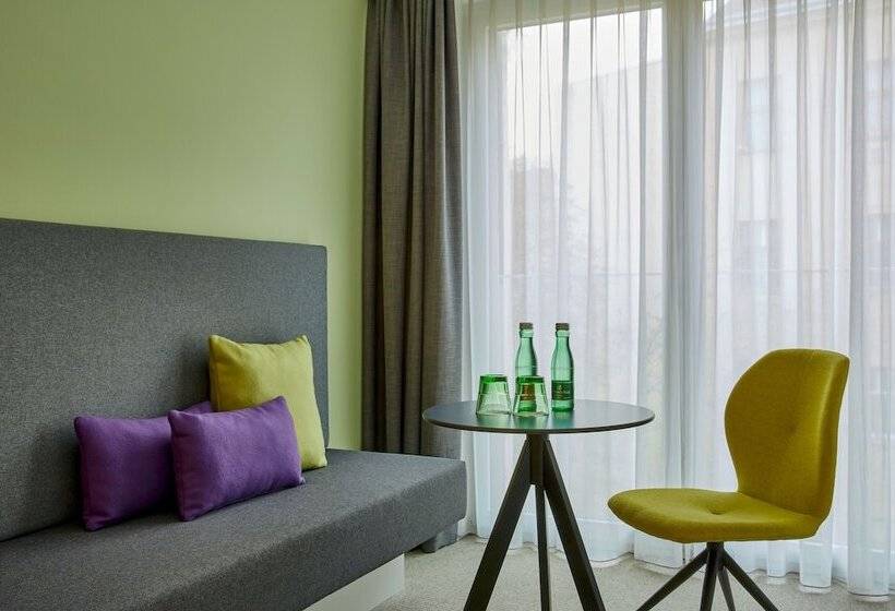 高级大房间, H+ Hotel Wien