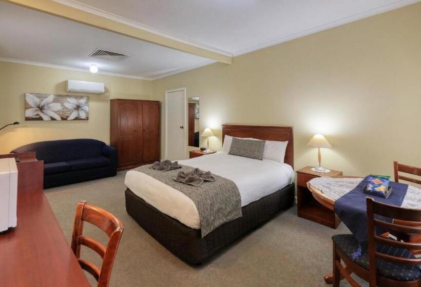 Family Suite, Oasis Motor Inn