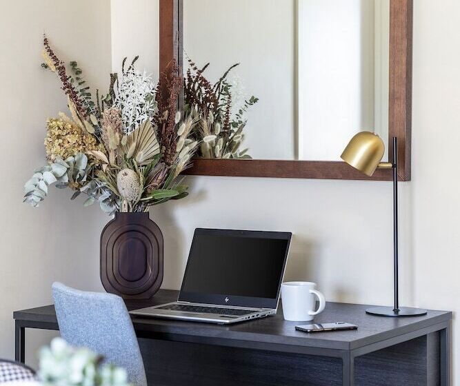 Апартаменты 3 Спальни, Quest Echuca