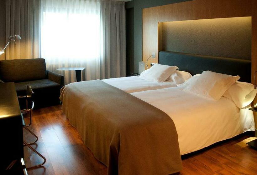 غرفة قياسية مزودة بجاكوزى, Roc Blanc Hotel & Spa