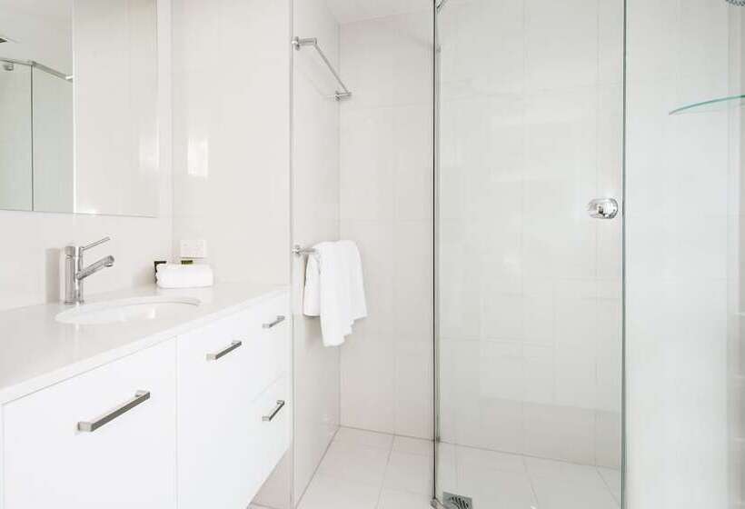 Апартаменты 3 Спальни, Paradise Centre Apartments
