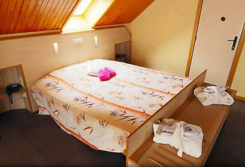 标准间带漩涡浴缸, Familiehotel Soll Cress Koksijde