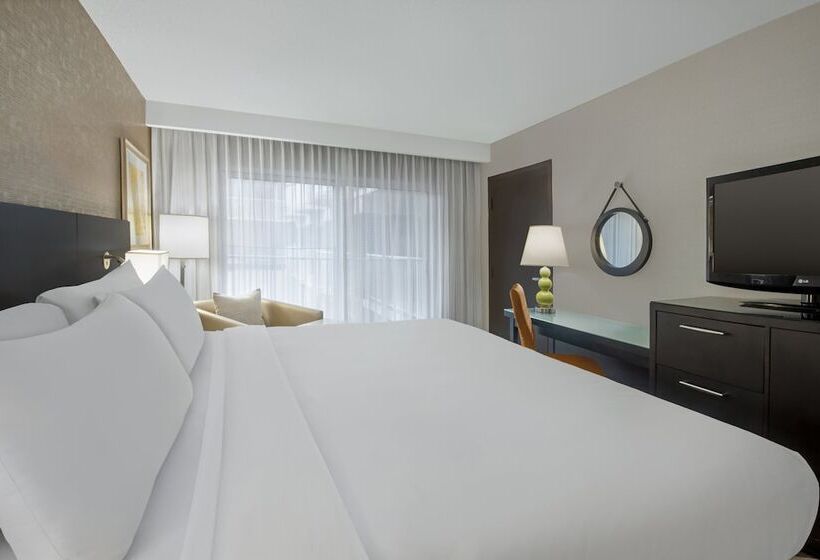 اتاق استاندارد, Crowne Plaza Kitchener Waterloo, An Ihg