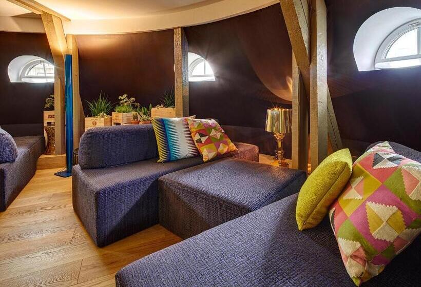 Suíte com Hidromassagem, Anker Luzern