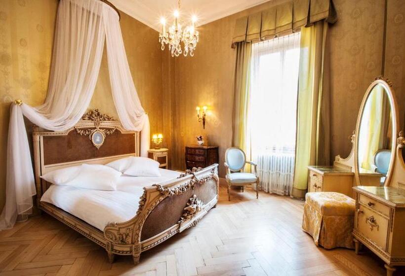 Номер Стандарт, International Au Lac Historic Lakeside